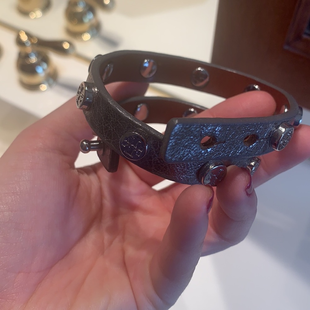 Tory Burch Silver Bracelet - Picture 4 of 7